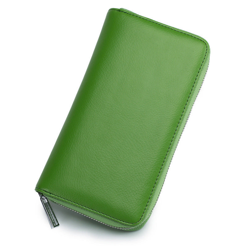 Cavellé Passport Holder