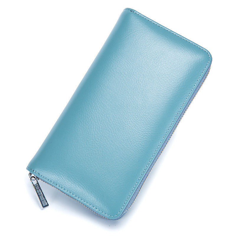 Cavellé Passport Holder