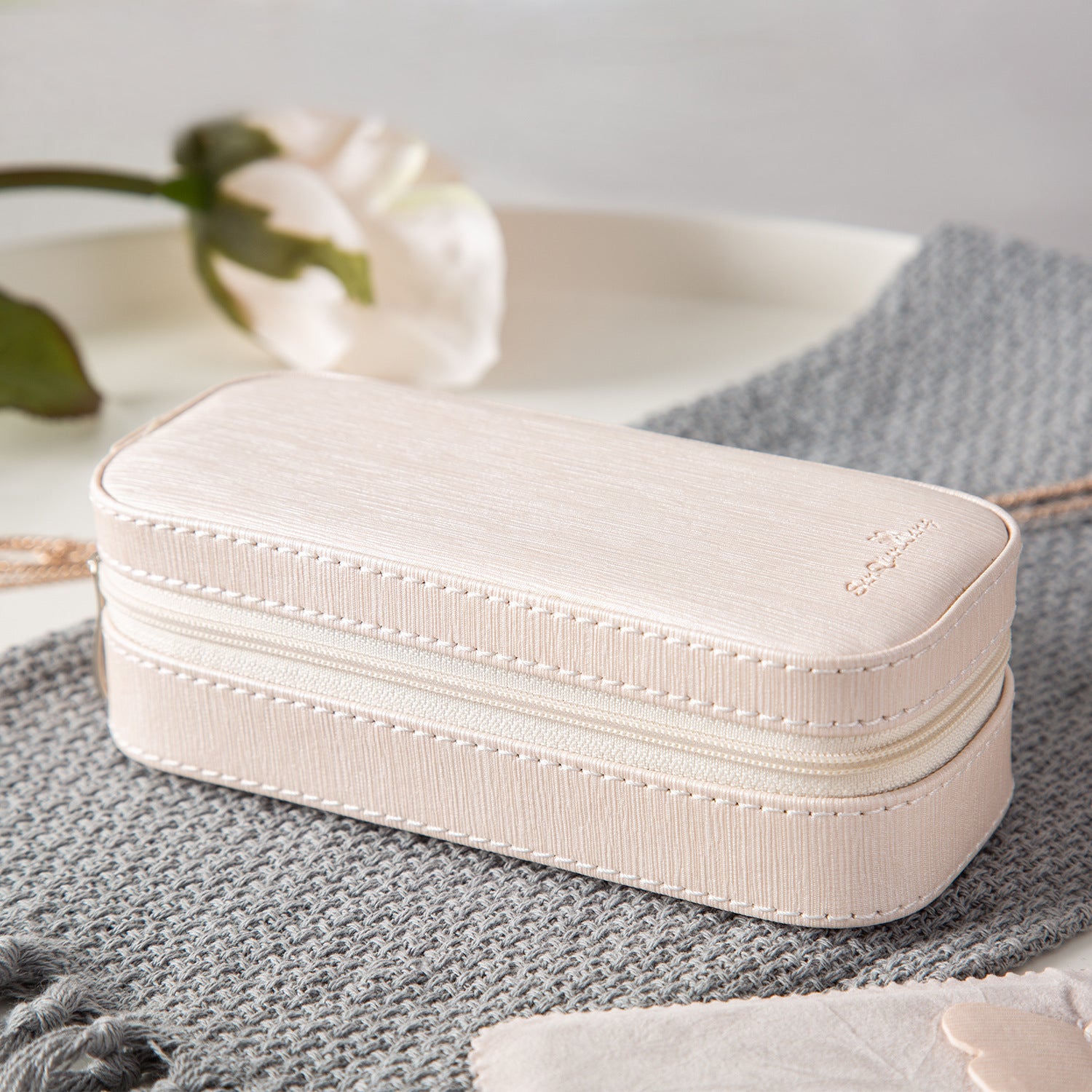 Via Aurette Mini Jewelry Travel Box